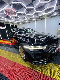 جێنسس G90